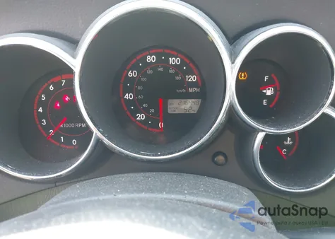 2005 Toyota Matrix z USA, uszkodzony, nr VIN 2T1LR32E85C339440